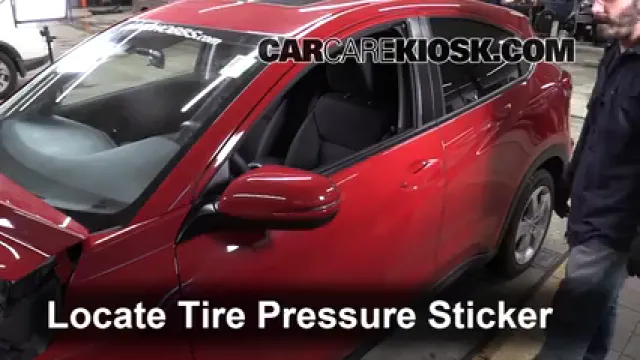 2016 Honda HR-V EX 1.8L 4 Cyl. Pneus et roues Vérifier la pression des pneus